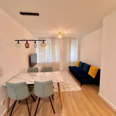 48e14eb7 8cec 41cd A33d 0eeeac55c2e1