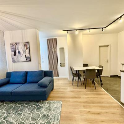 B082b6ef 1944 4e4b A6cb 304098423613