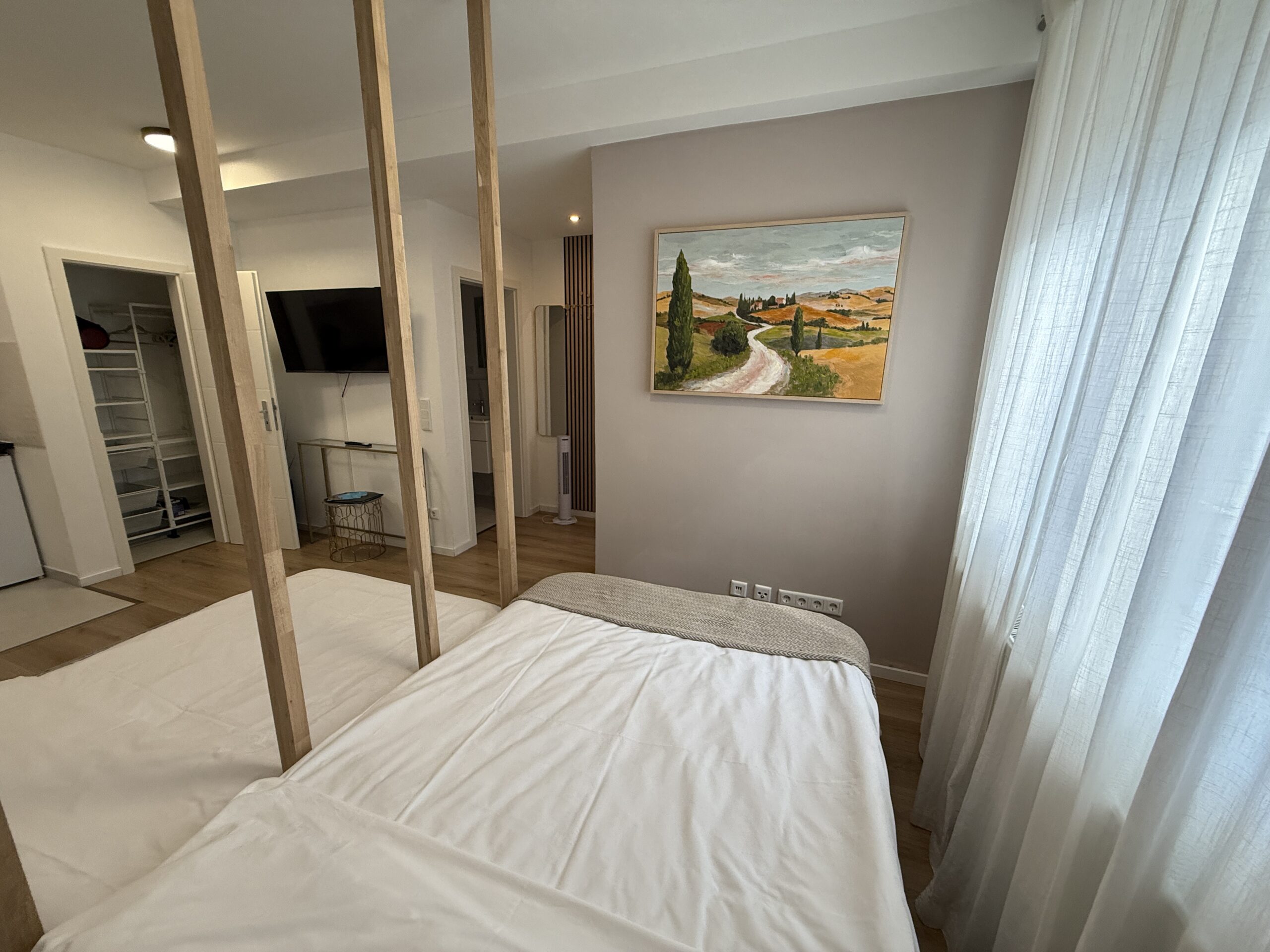 Wohnbereich einer Ferienwohnung für Geschäftsreisende in Nürnberg